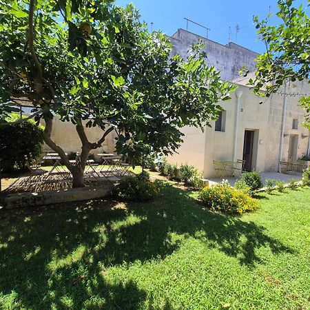 Casa Frea Dimora Storica Bed & Breakfast Martano Ngoại thất bức ảnh