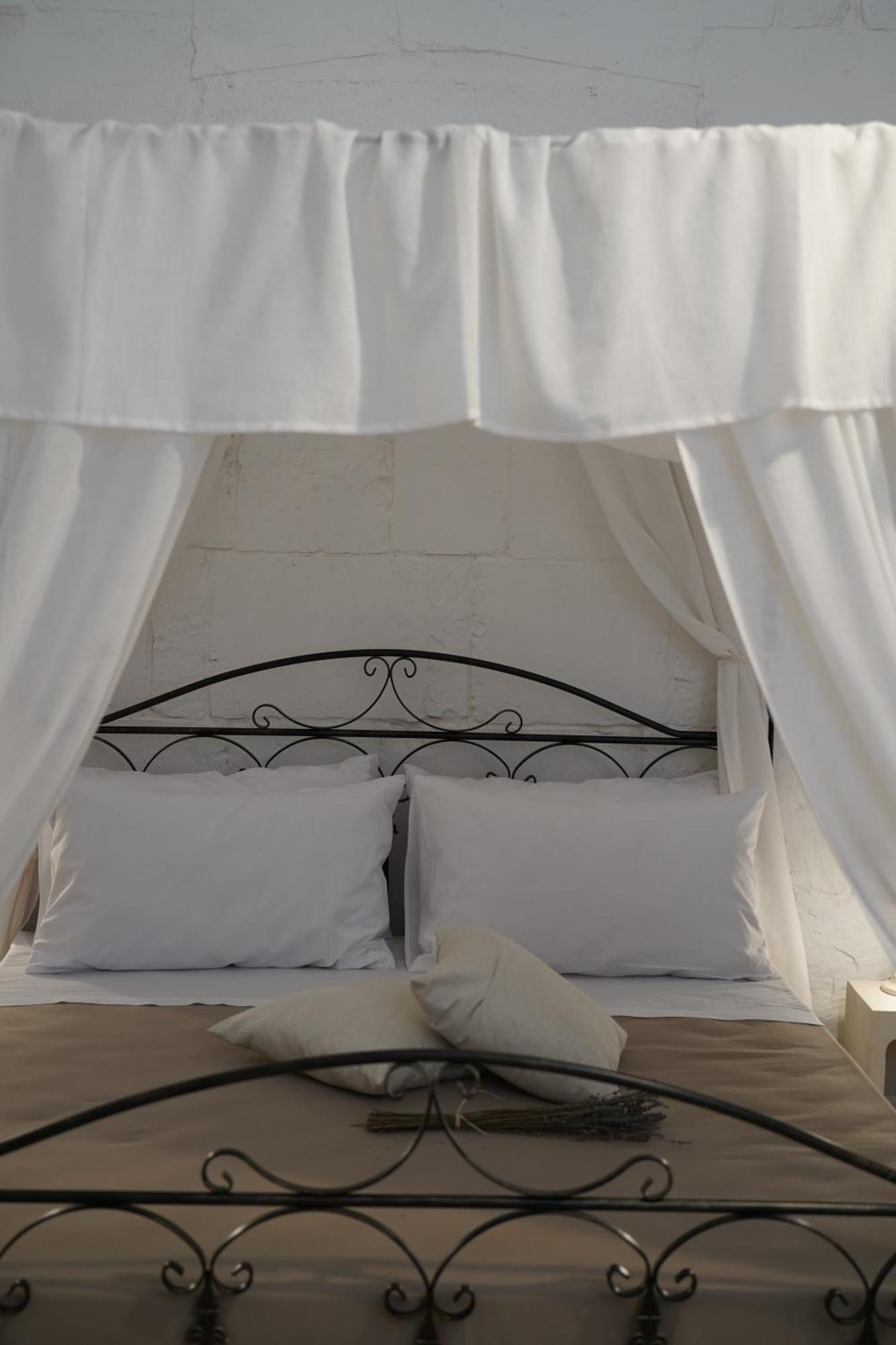 Casa Frea Dimora Storica Bed & Breakfast Martano Ngoại thất bức ảnh